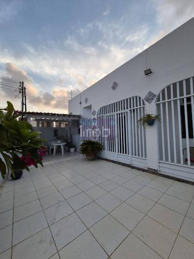 Casa Residencial-Comercial no Grageru - Aracaju