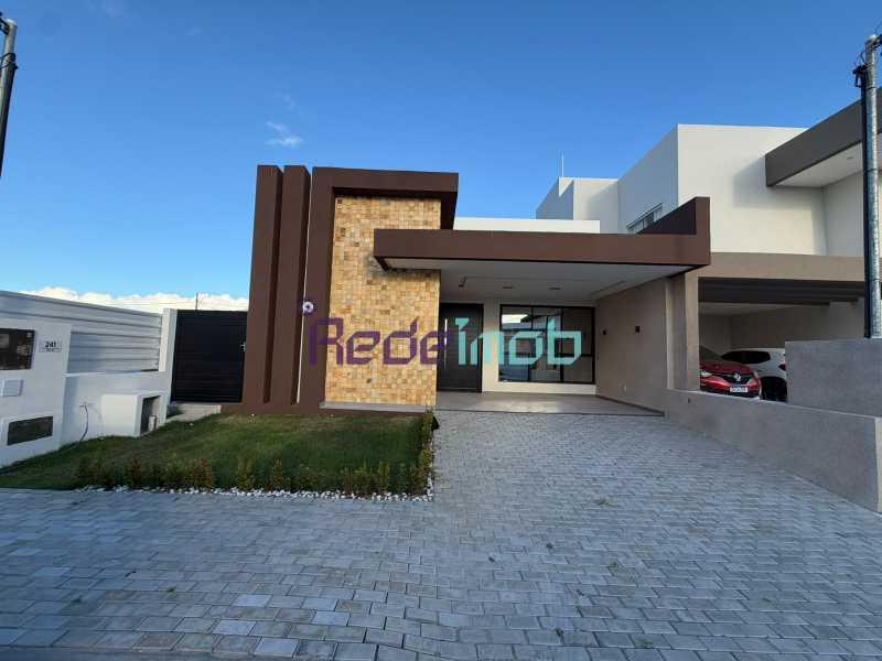Casa em Condomínio : / Residencial / Olhos D´água