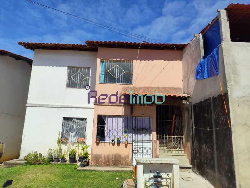 Casa de rua : / Residencial / Santa Maria