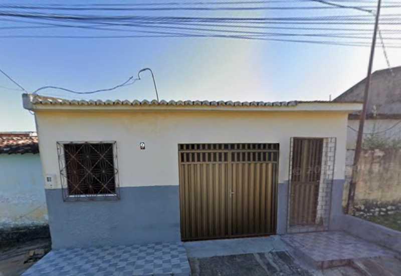 Casa de rua : / Residencial / Jardim