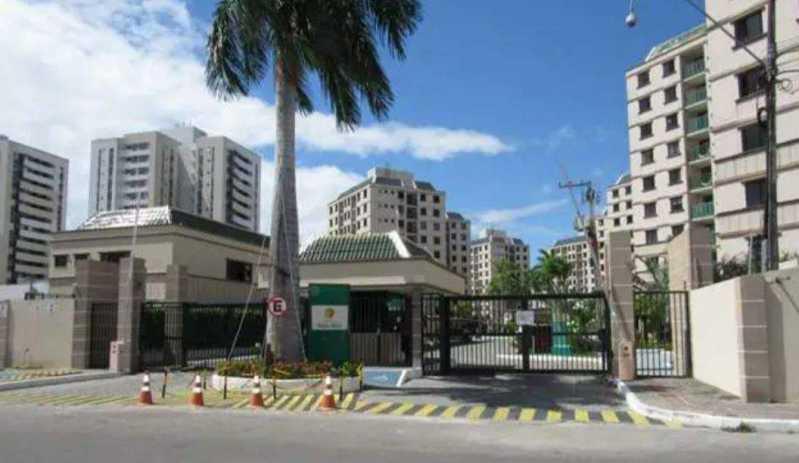 Apartamento : Padrão / Residencial / Farolândia